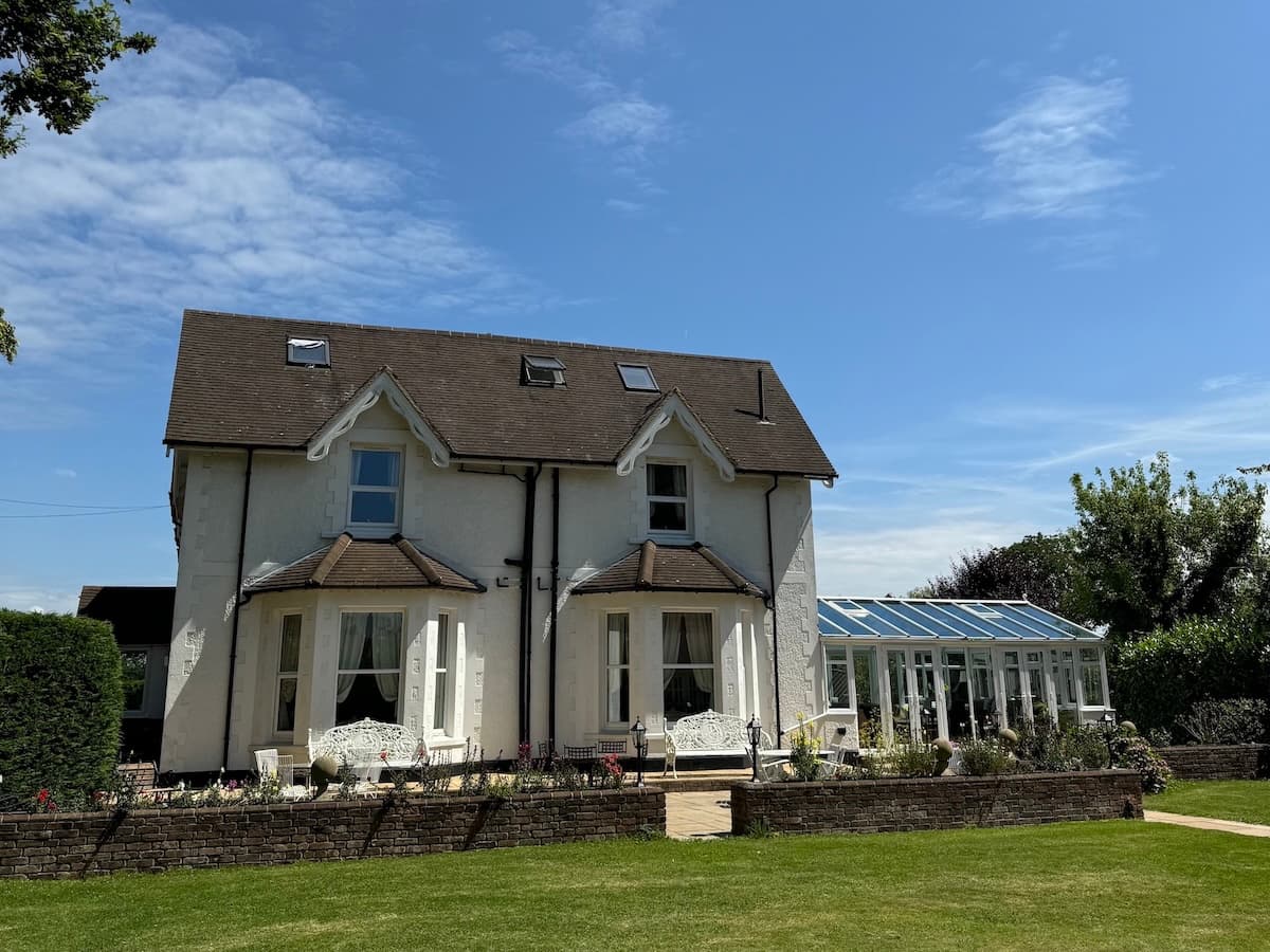 Hookwood Lodge