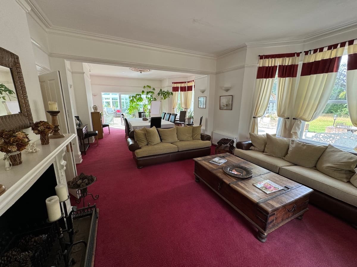 Hookwood Lodge