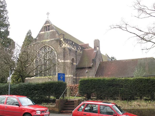 Church of The Good Shepherd, Tadworth: Church of the Good Shepherd, Tadworth: east end