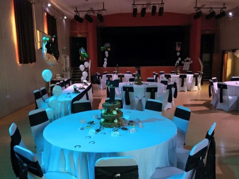 Roche Victory Hall Social Club