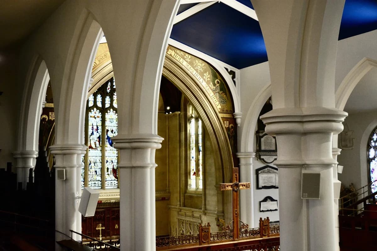 St Mary's Church, Hampton