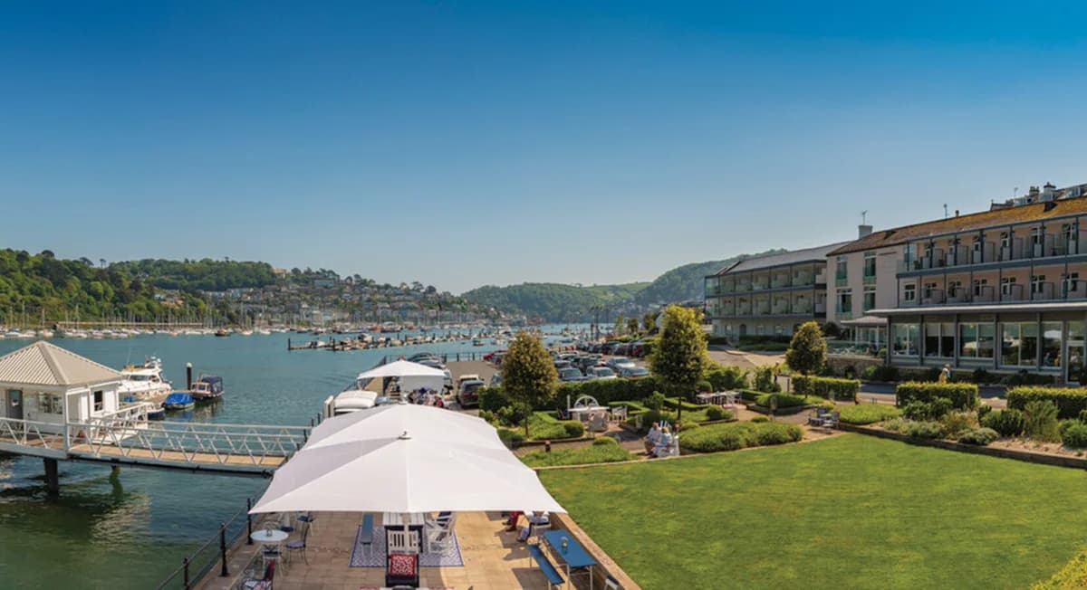 Dart Marina Hotel