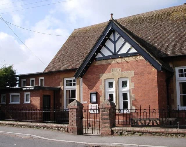 Galmpton Village Institute: Galmpton Village Institute and Pre School