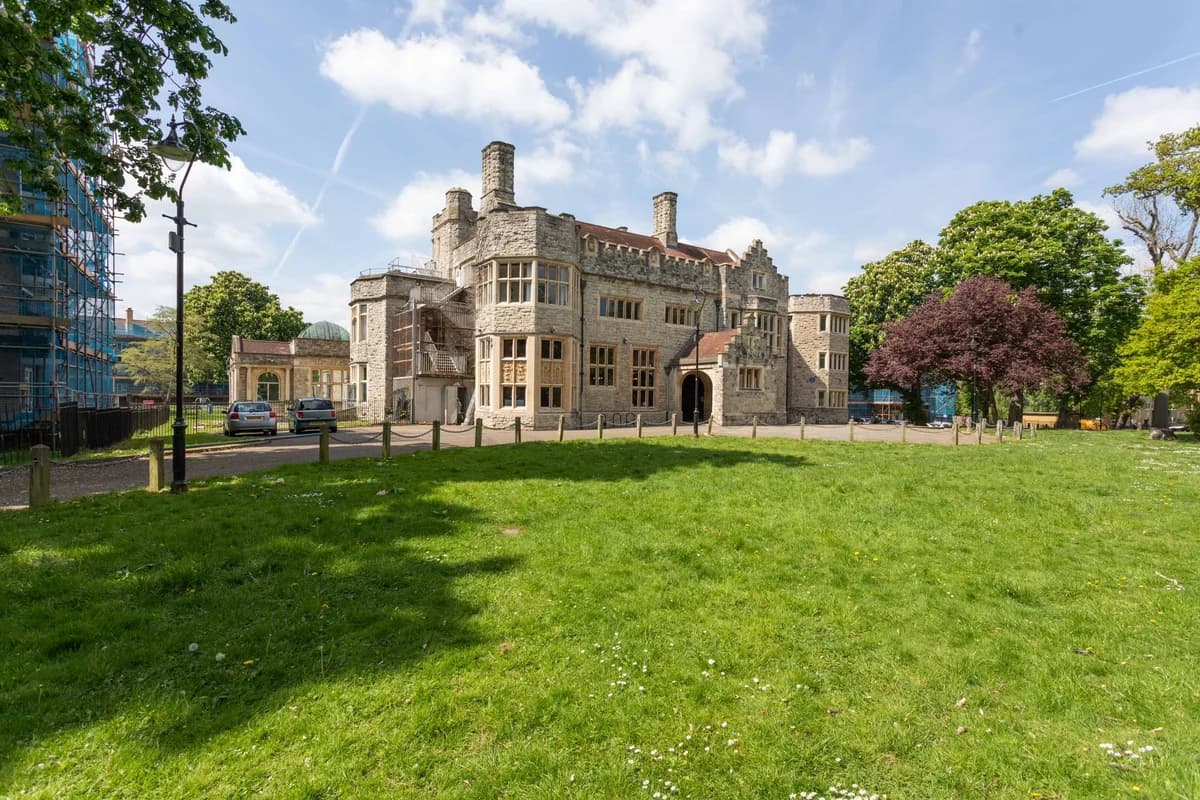 Friends of Kingswood House