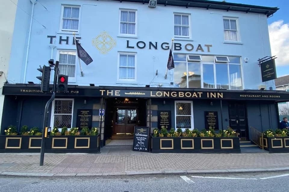 The Longboat Inn