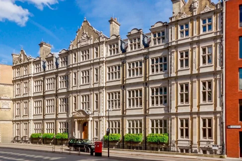 Argyll - Central Court