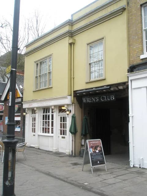 Regus - Windsor Thames Street: Wren's Club in Thames Street