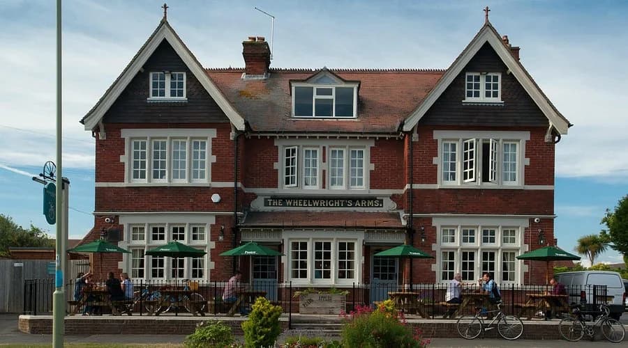 Wheelwright's Arms Pub & Dining