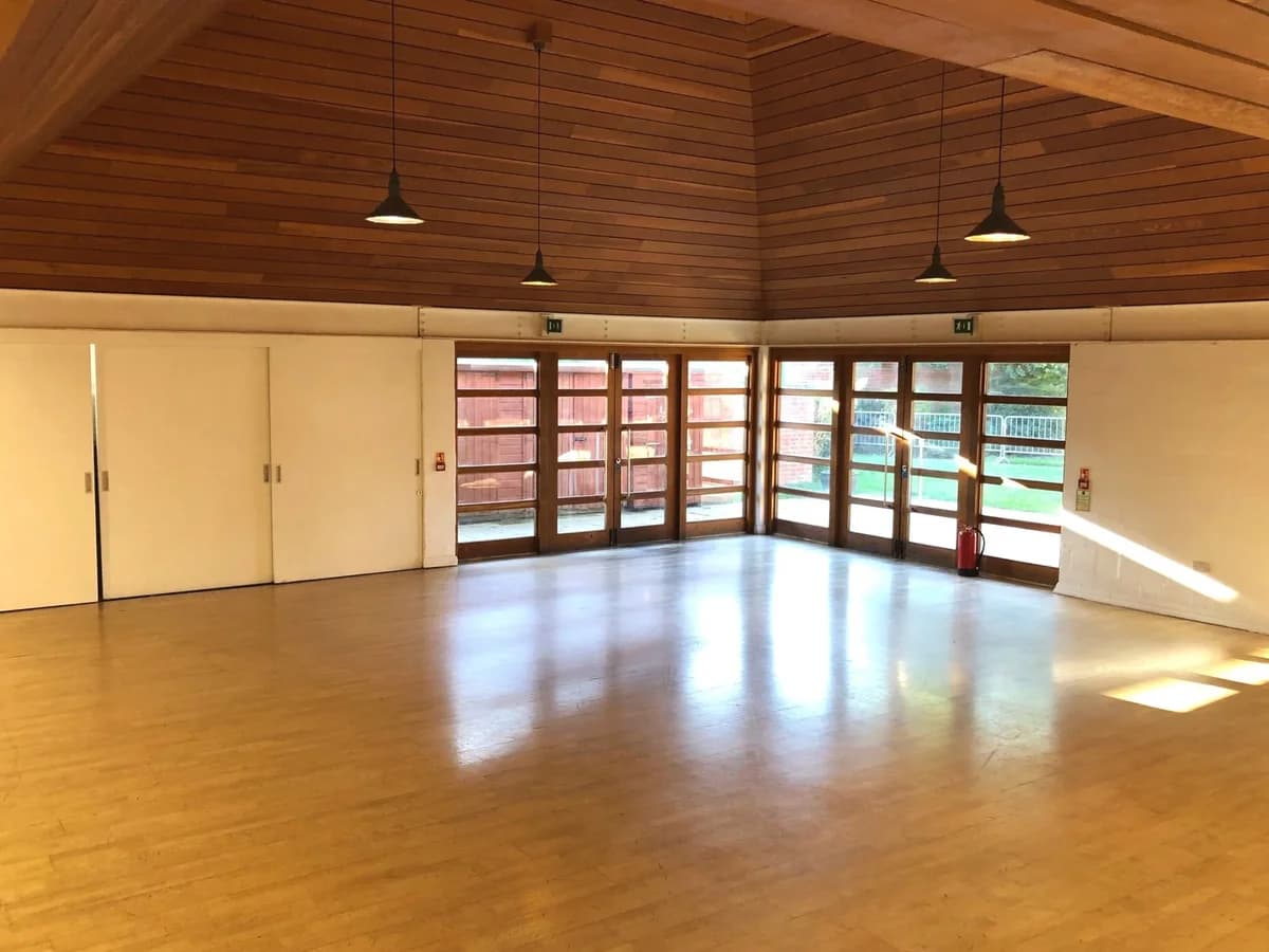 Fairford leys centre