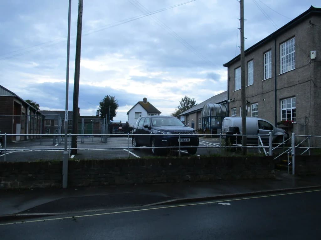BYCC - Bridport Youth & Community Centre: Bridport Youth Centre