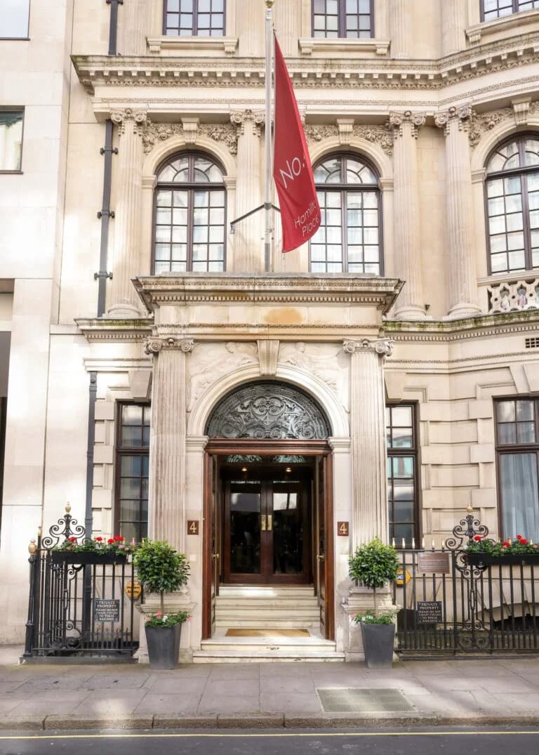 No.4 Hamilton Place
