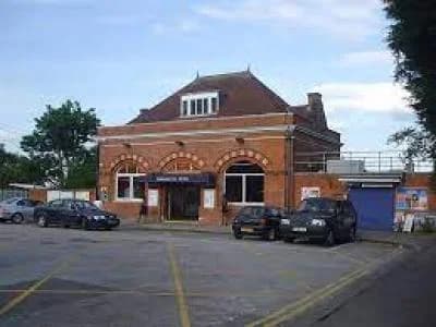 Roding Valley Hall Car Park