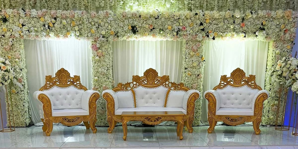 Diamond Lounge