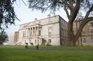 Parkstead House
