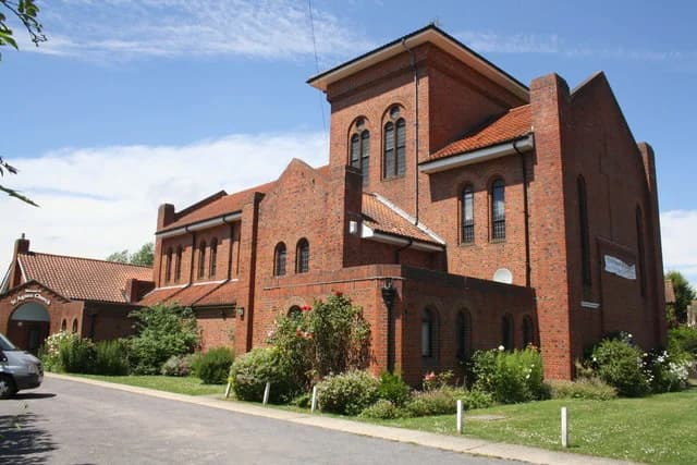 Reading Gateway Church @ St Agnes: St Agnes Church, Northumberland Avenue