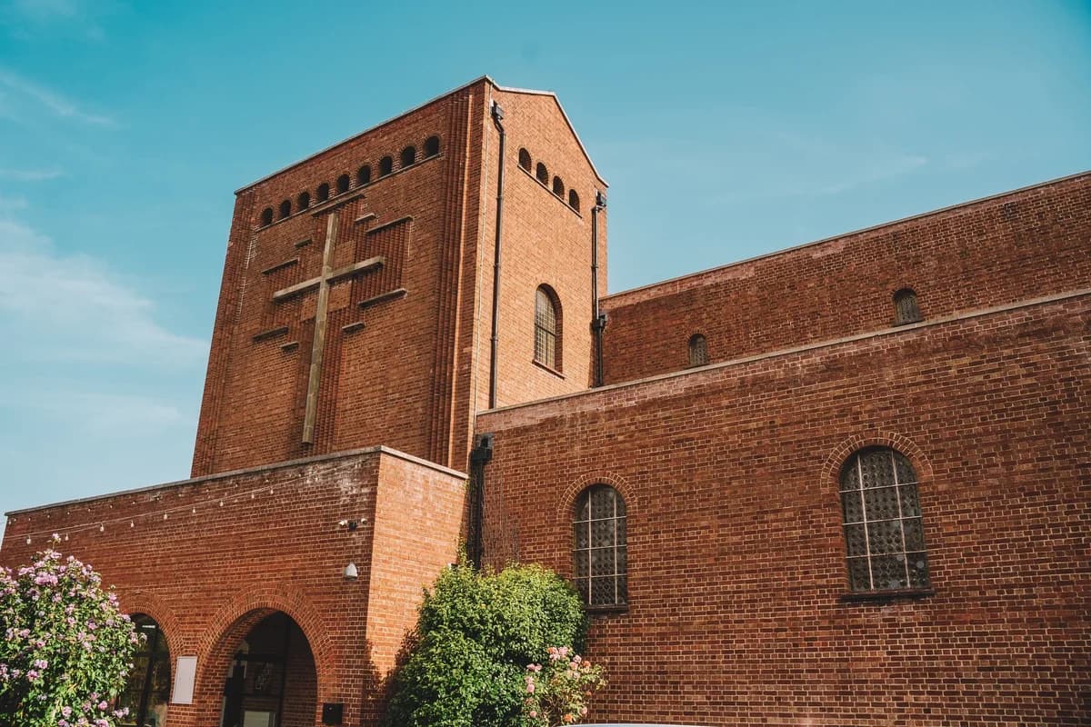 St Wins Church, Totton