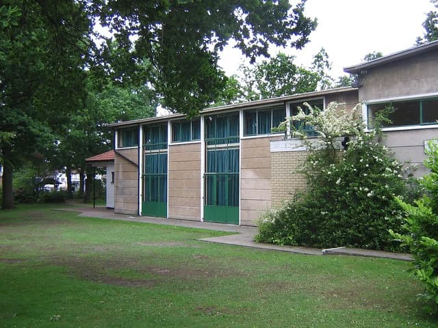 Petts Wood Memorial Hall: Petts Wood Memorial Hall