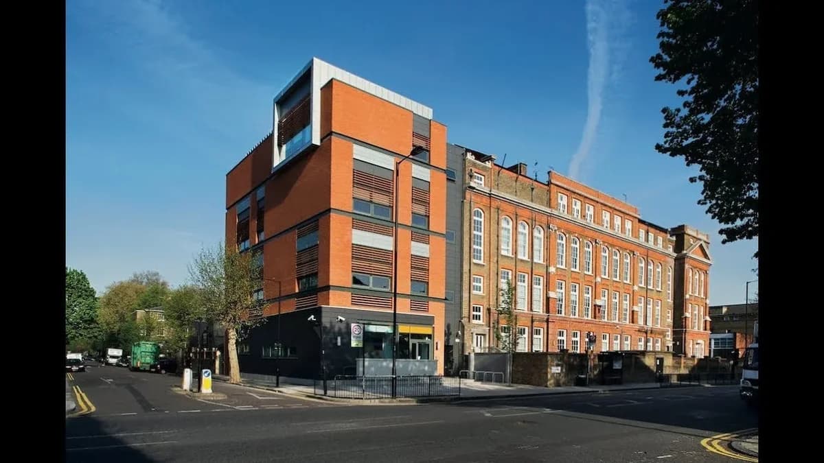 The Tomlinson Centre