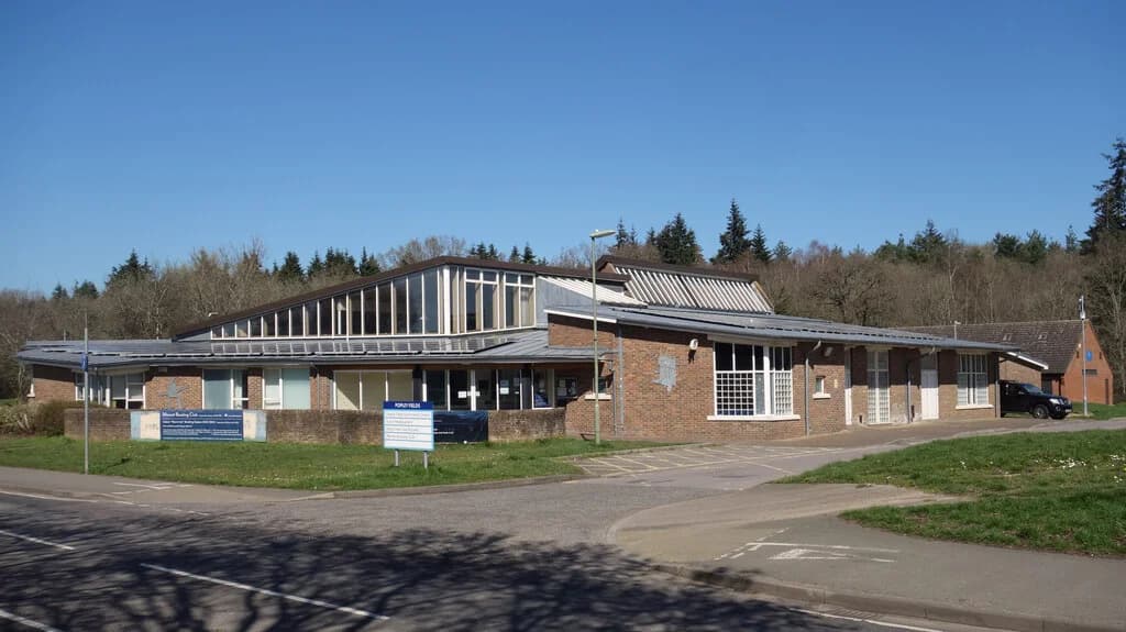 Popley Fields Community Centre: Popley Fields Community Centre
