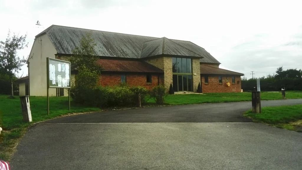 Leigh Village Hall: Leigh Village Hall