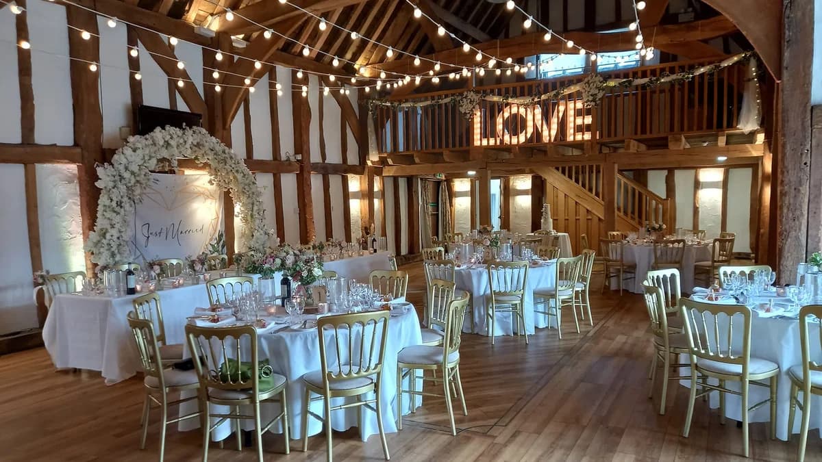 The Tudor Barn