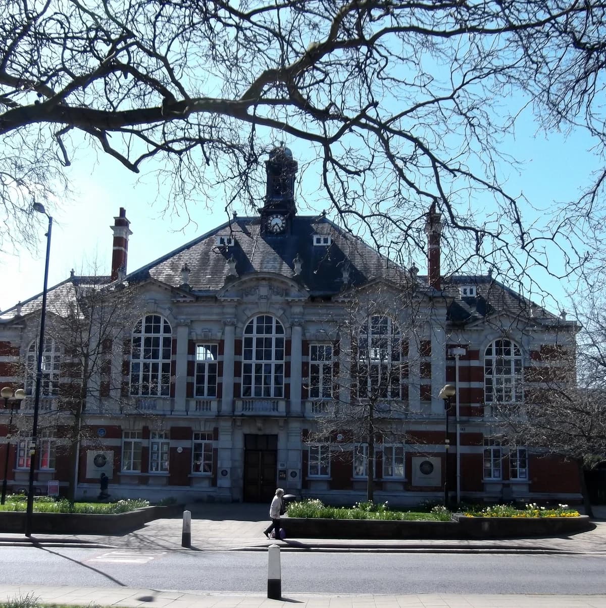 TOTTENHAM TOWN HALL