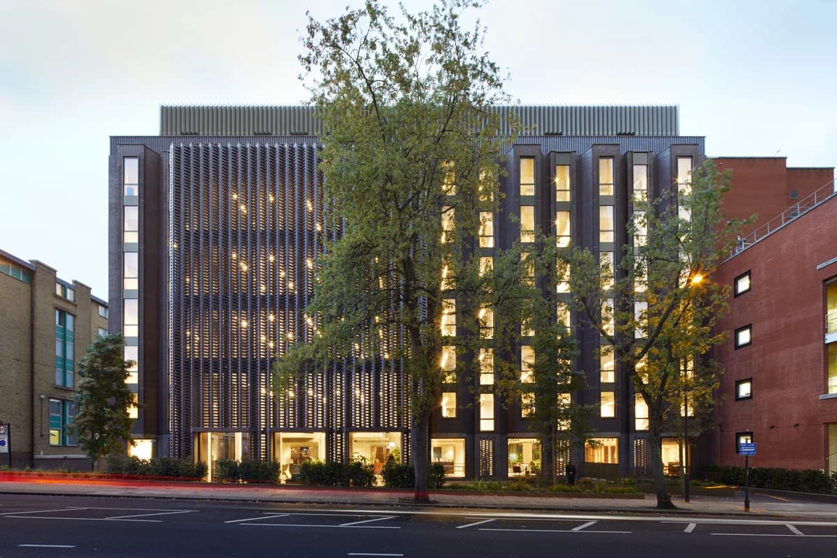 Fora - Gridiron Building