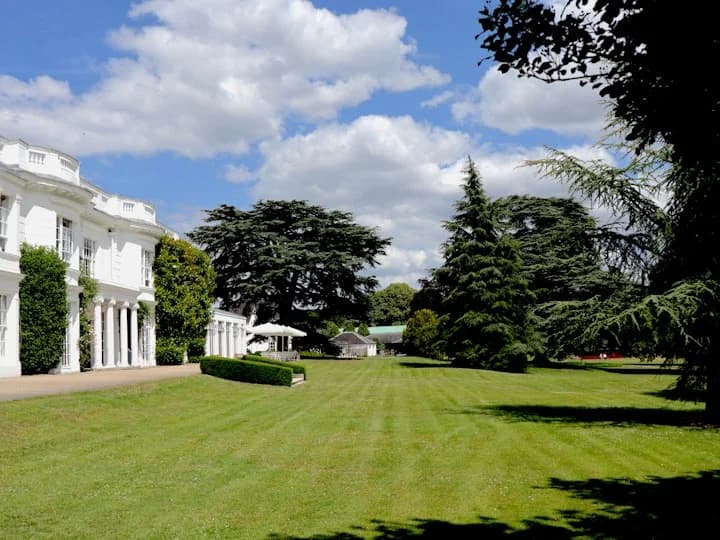 Henley Business School UK, Greenlands Campus
