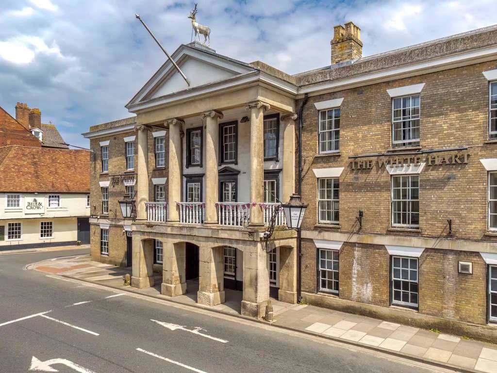 Mercure Salisbury White Hart Hotel & Apartments