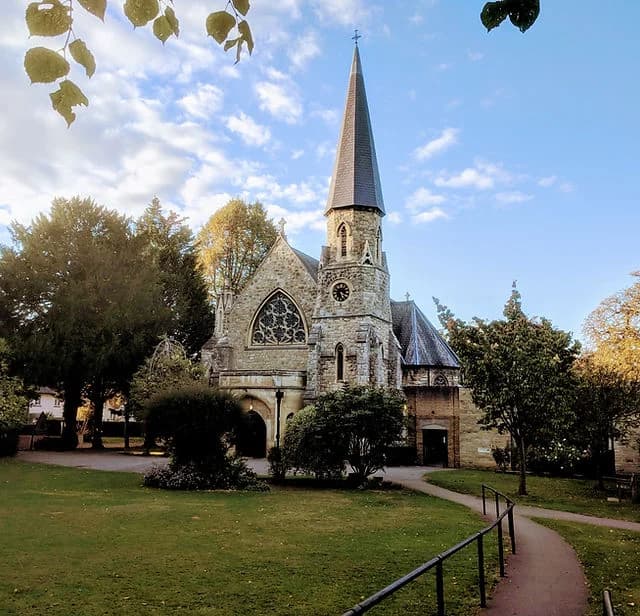 St Margaret's, Putney