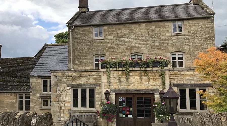 The Feathered Nest Inn