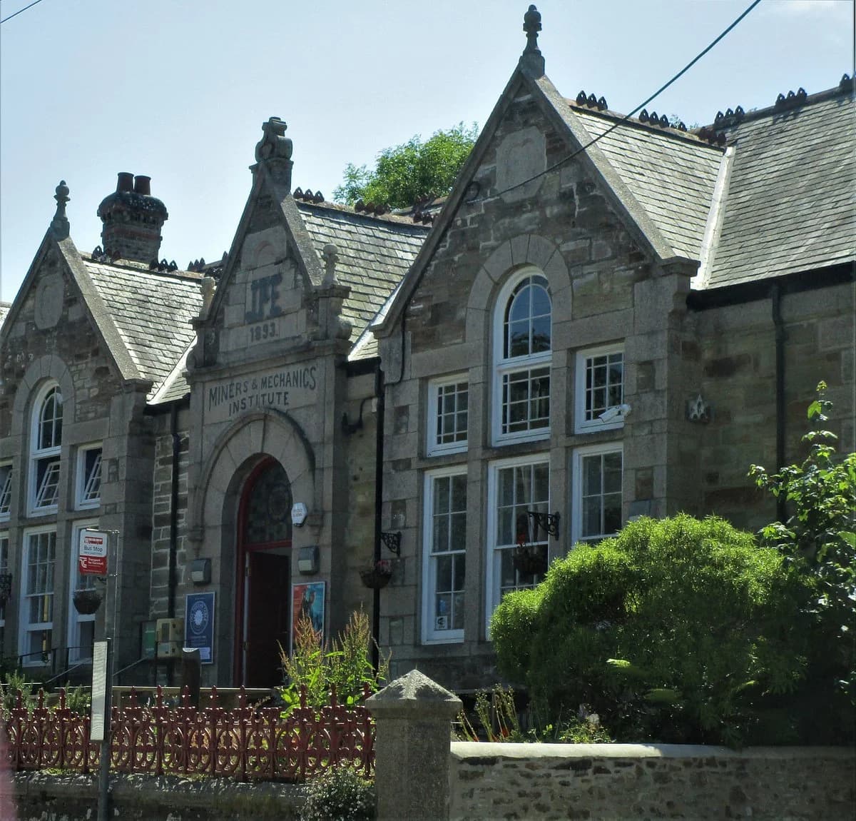 St Agnes MMI - The Miners & Mechanics' Institute