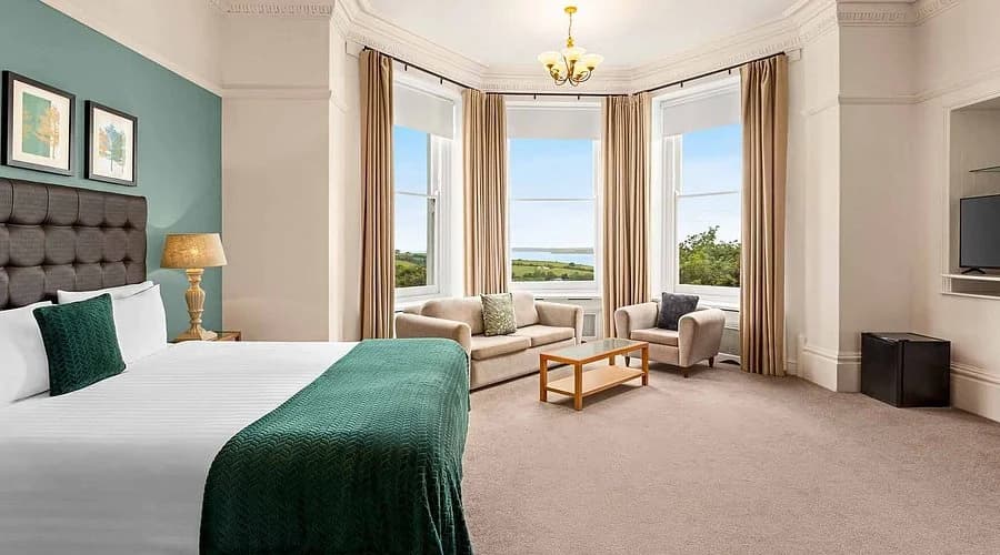 Trenython Manor Resort