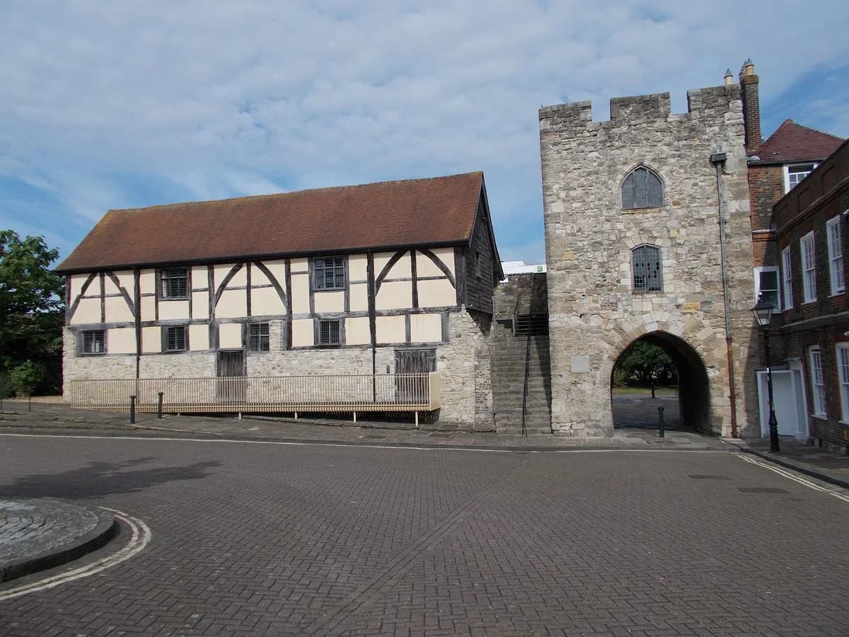 Westgate Hall