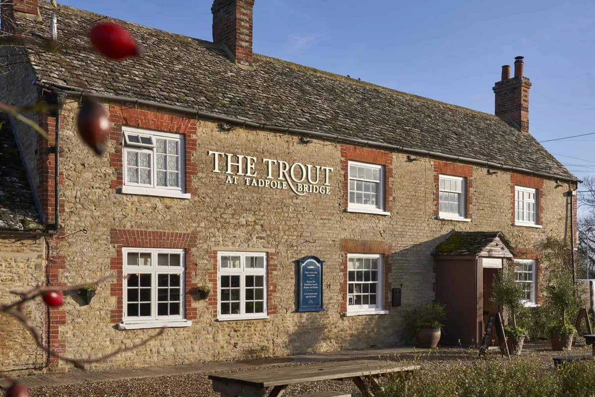 The Trout at Tadpole Bridge