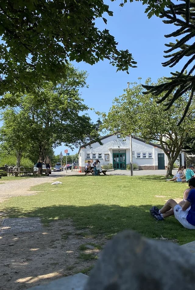 CROYDE VILLAGE HALL
