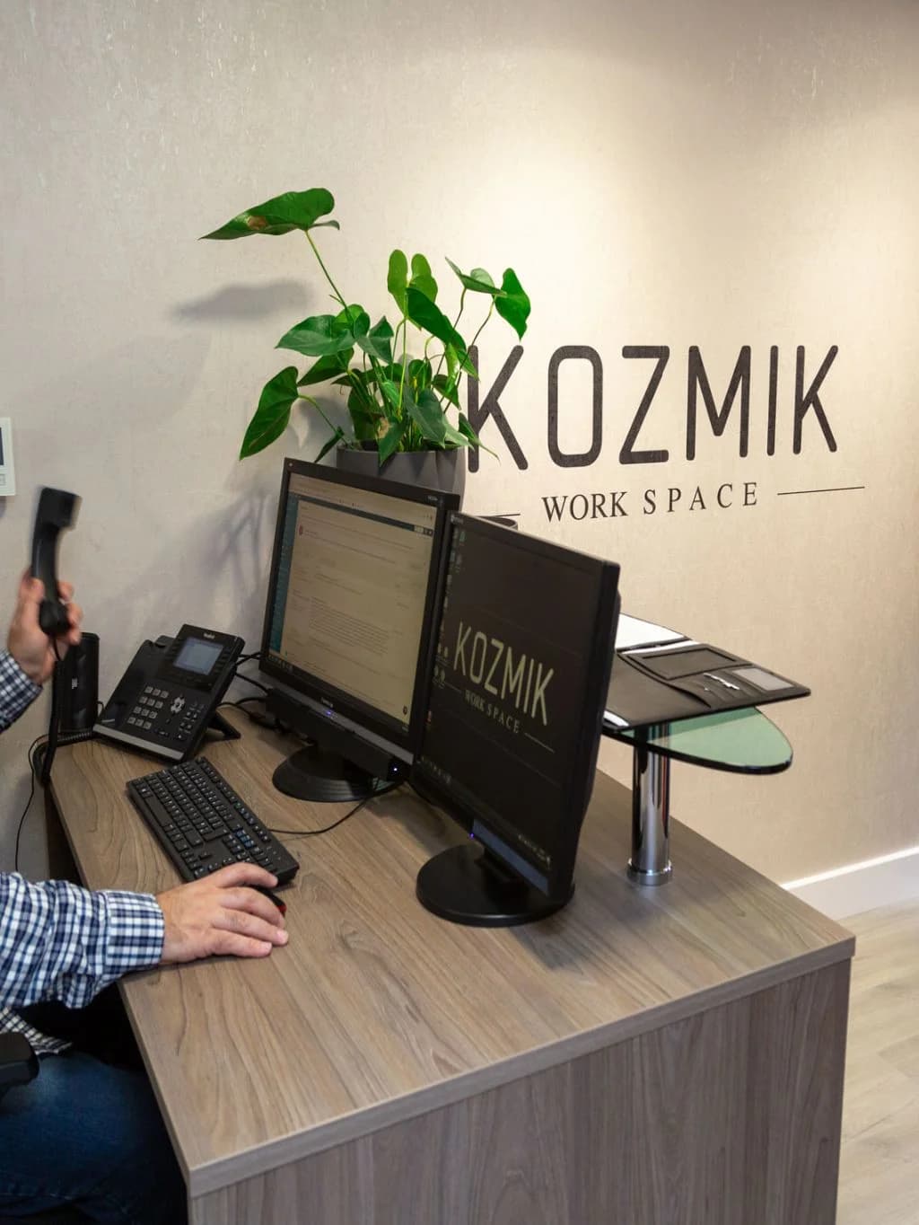 Kozmik Work Space