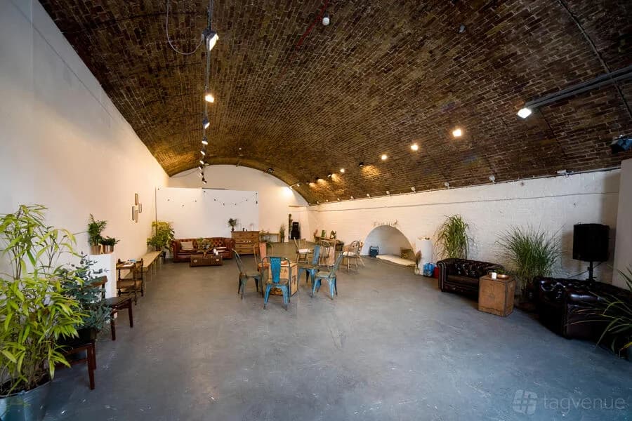 Hoxton Arches