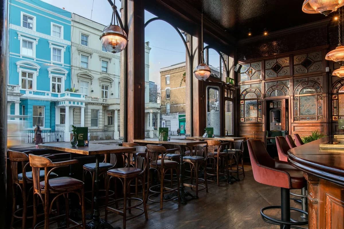 The Elgin