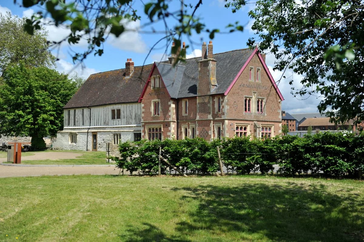 Llanthony Secunda Priory