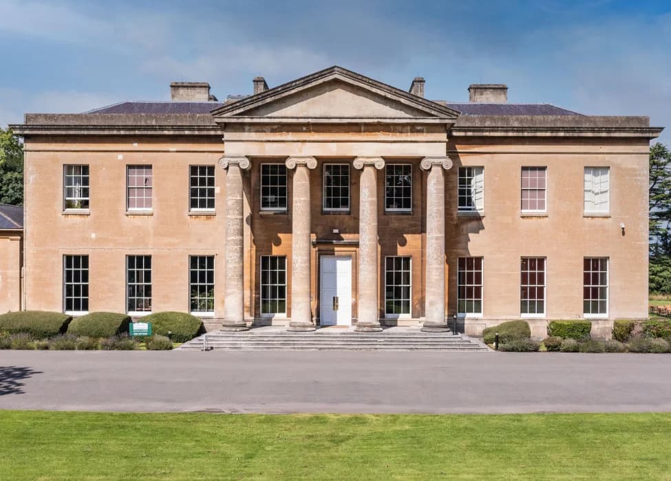 Leigh Court