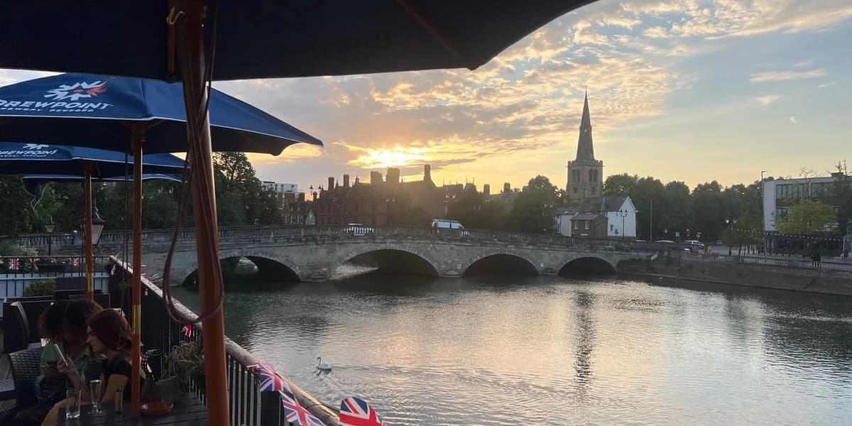 Riverside Bar & Venue Hire