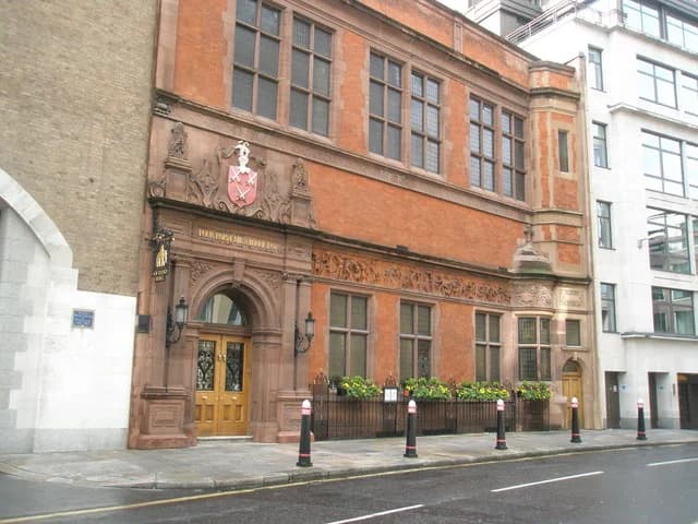 HubHub 20 Farringdon Street: Cutler's Hall (off Newgate Street)