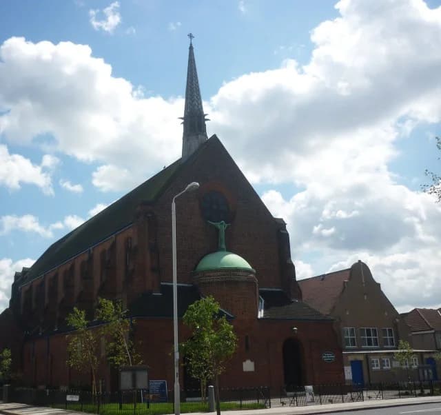St Andrew's Church, Ilford