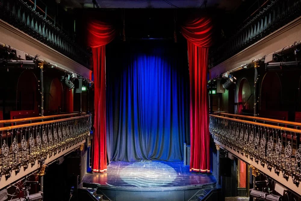 Hoxton Hall