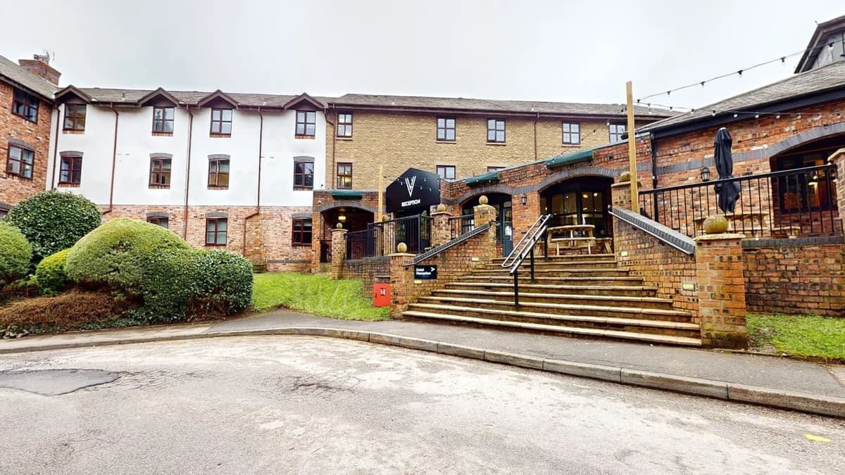 Village Hotel Liverpool