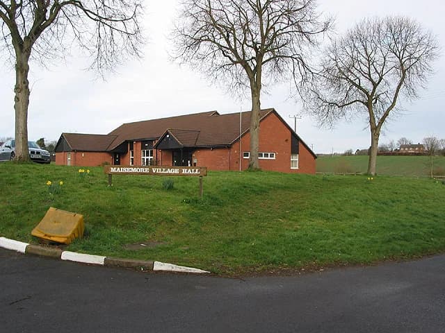 Maisemore Village Hall: Maisemore Village Hall