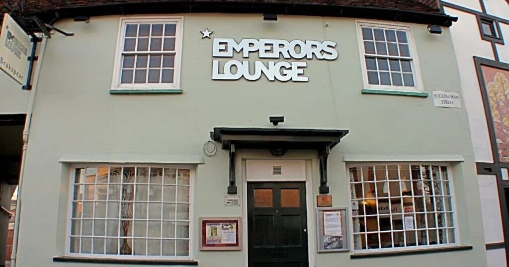 Emperors Lounge