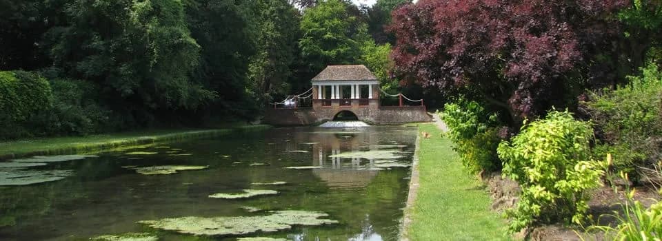 Russell Gardens