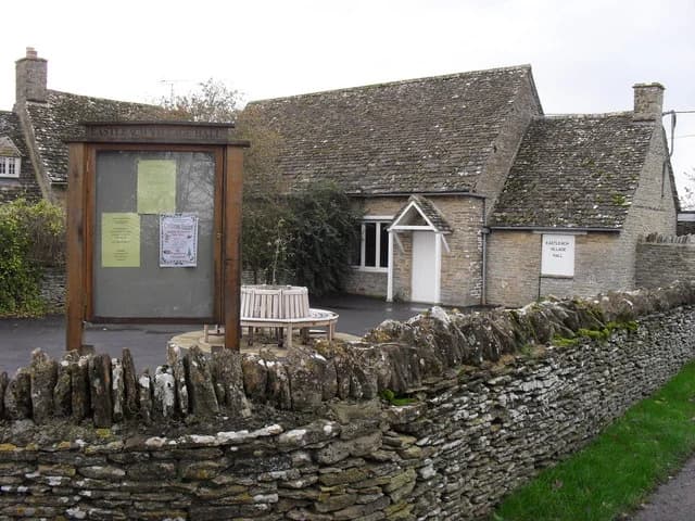 Eastleach Village: Eastleach village hall